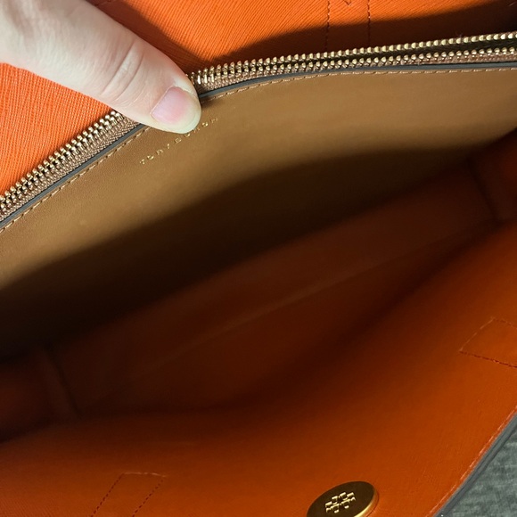Tory Burch Tan Leather Tote with Red Accent - Picture 5 of 10